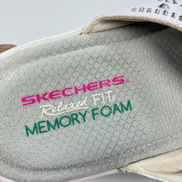 Skechers Gray Rhinestone Platform Thong Slip On Comfort Sandals Women's Size 8 - Picture 9 of 11